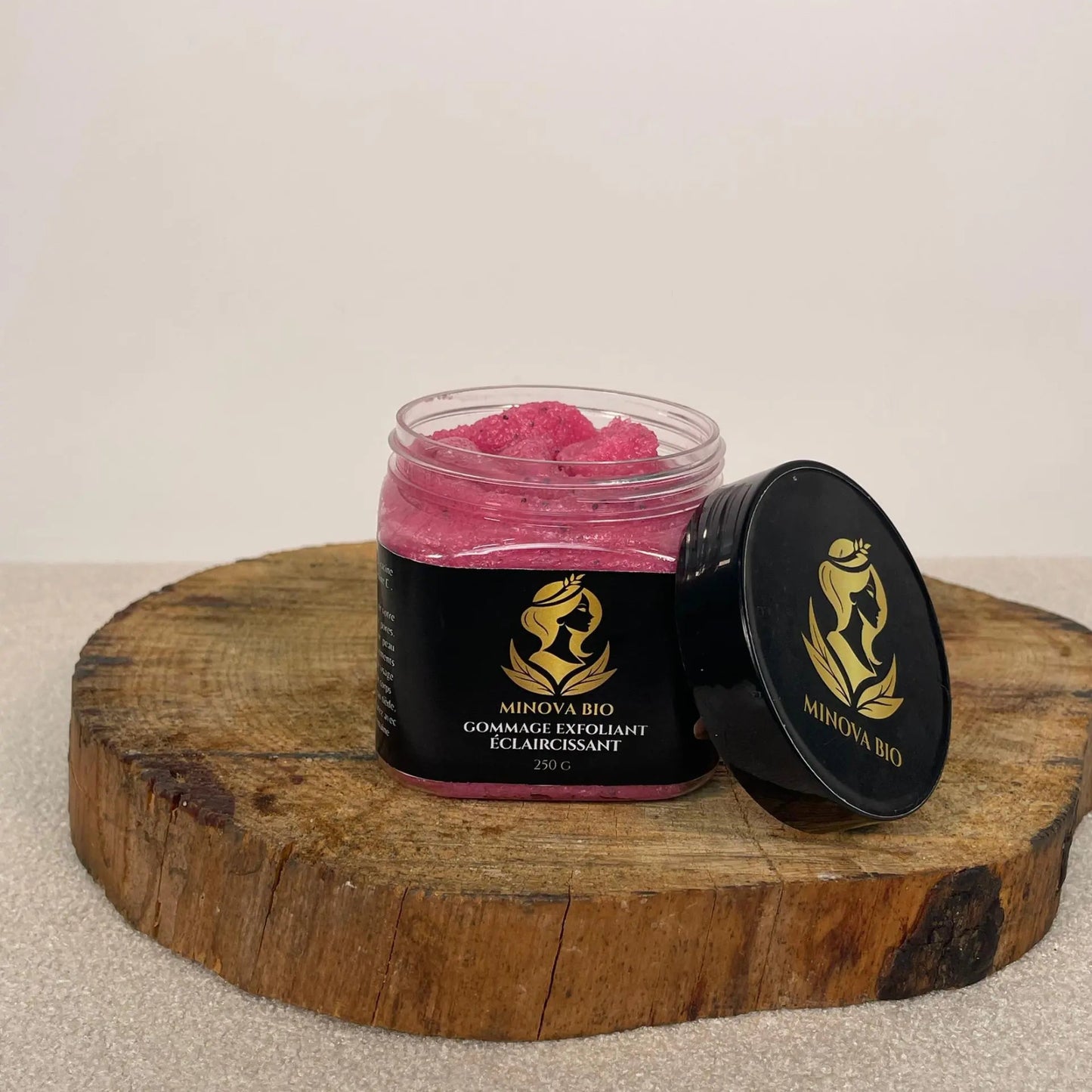 Gommage exfoliant éclaircissant